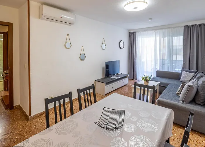 Inftour Apolo Iii 公寓 卡尔佩